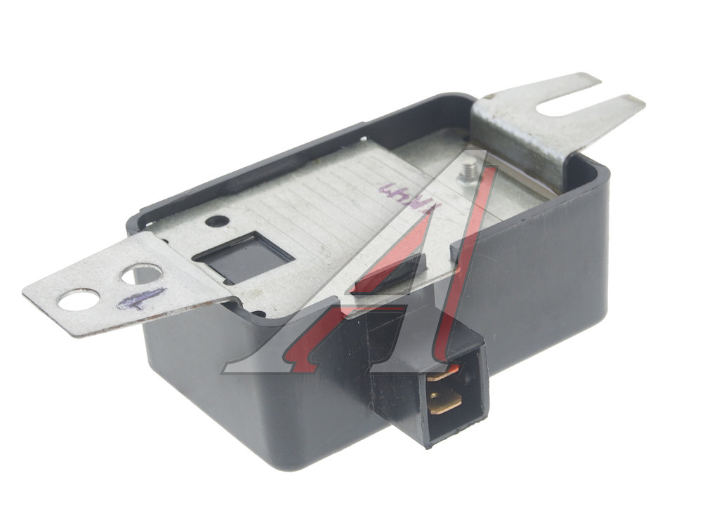 Реле регулятор напряжения КАМАЗ, МАЗ, трактора генератора Г272 ...