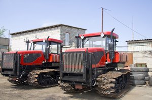 Изображение 3, ДТ-75 Трактор ДТ-75 дв.А-41 (ВОМ, Х/У, универсальный бульдозерный отвал, задняя гидронавеска) КТЗ