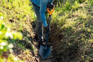Изображение 5, 11003-01 Лопата штыковая с металлическим черенком и ручкой Terra PLANTIC