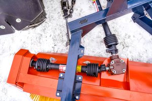 Изображение 2, ЩКМ1-П1 Щетка коммунальная МТЗ механическая от ВОМ 2000мм (колеса 5х10) с поливом 500л БОЛЬШАЯ ЗЕМЛЯ