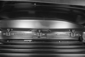 Изображение 11, 790951 Бокс багажный на крышу 1750х850х400 450л с двухсторонним открытием серый матовый IRBIS 175 LUX