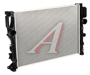 Изображение 1, 33118502 Радиатор MERCEDES E (W211) (112.913) SAKURA