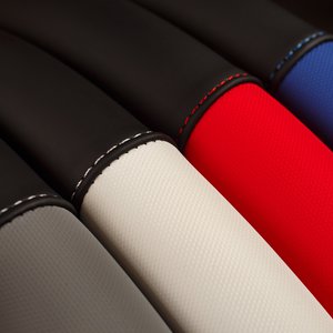 Изображение 2, AP-2022 BK/WH (M) Оплетка руля (M) 37-39см черно-белая нубук AUTOPROFI